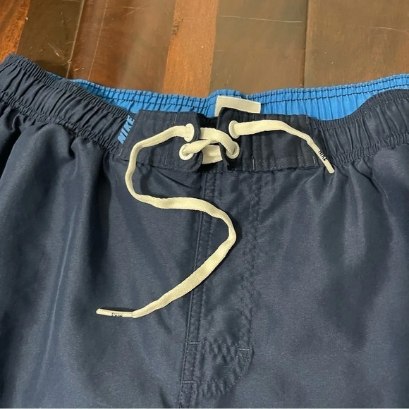 Nike Swimming Trunks Men’s XXL Navy Blue - Picture 3 of 7